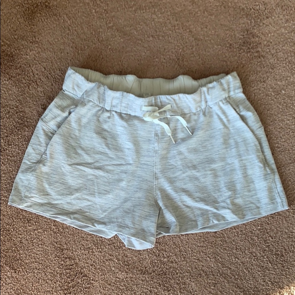 Best Lulu shorts ever space gray sz 10